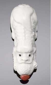 1796-1820 A white porcelain snuff bottle in the form of a Buddhistic lion